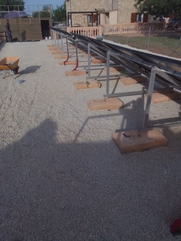 Enclosures of properties: Grids