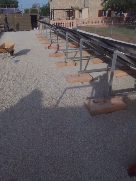 Enclosures of properties: Grids