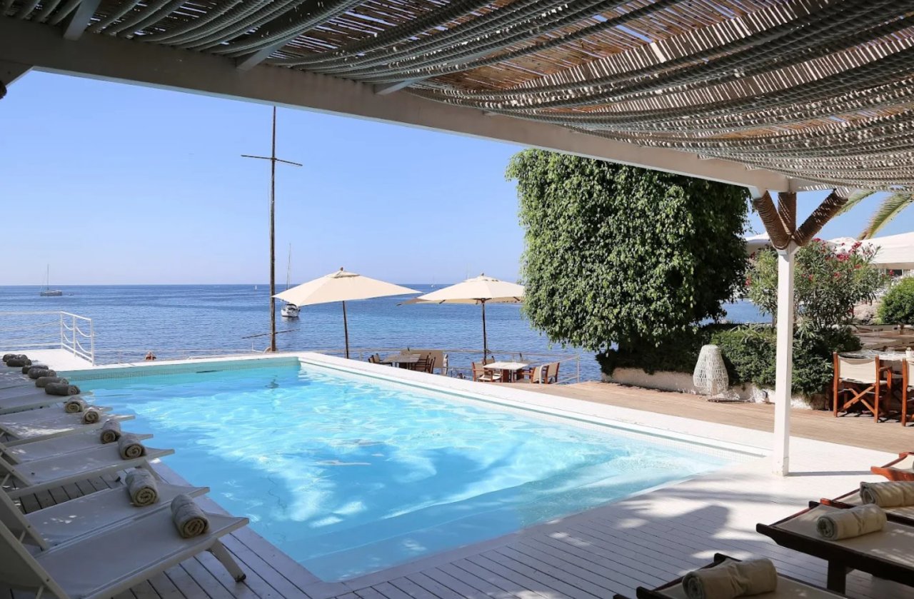 EINMALIGE GELEGENHEIT! Übernahme eines exklusiven Beach Clubs in Cala Major (Mallorca)