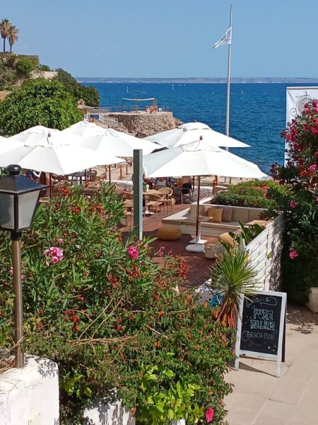 EINMALIGE GELEGENHEIT! Übernahme eines exklusiven Beach Clubs in Cala Major (Mallorca)
