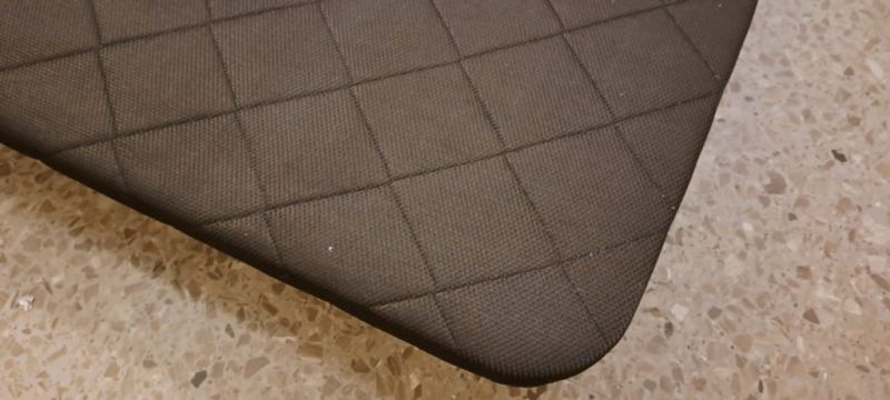 Single bed base 105 x 2 m.