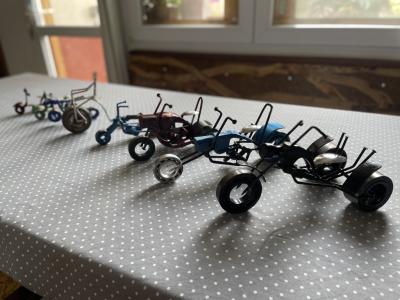 Motos artesanales únicas – Esculturas metálicas hechas a mano