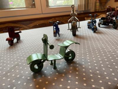 Motos artesanales únicas – Esculturas metálicas hechas a mano