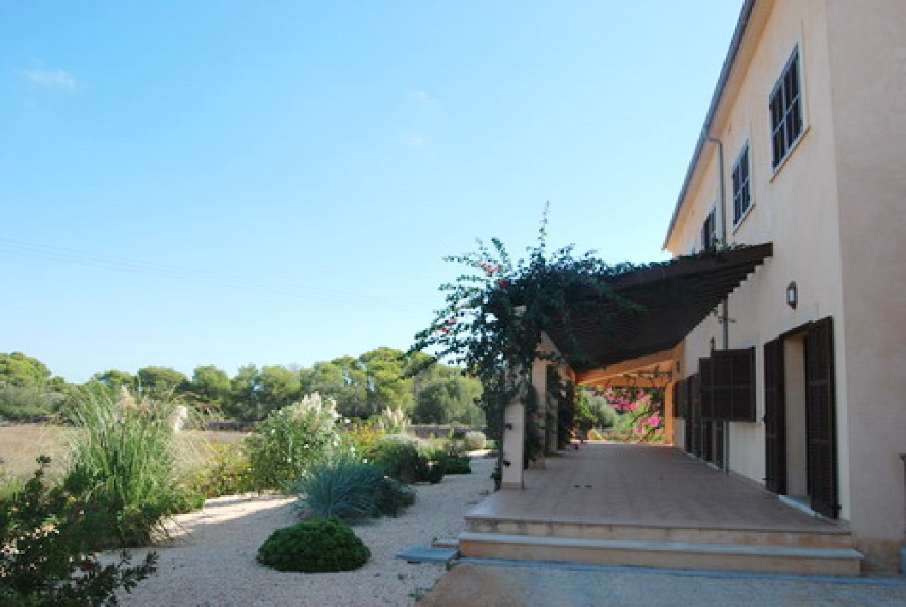 Elegante Finca von ca. 400 m2 in ruhiger Lage bei S Amarrador - Santanyi - F 44