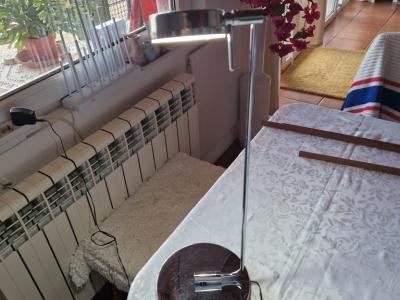 Elegante lámpara de escritorio LED