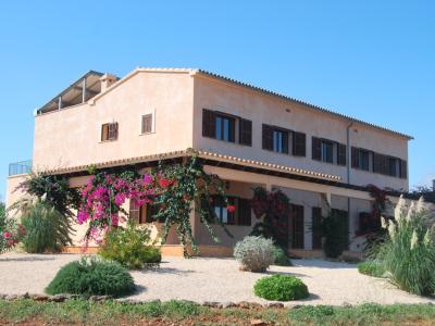 Elegant and large finca near S Amarrador - Santanyi --- F 44 VK