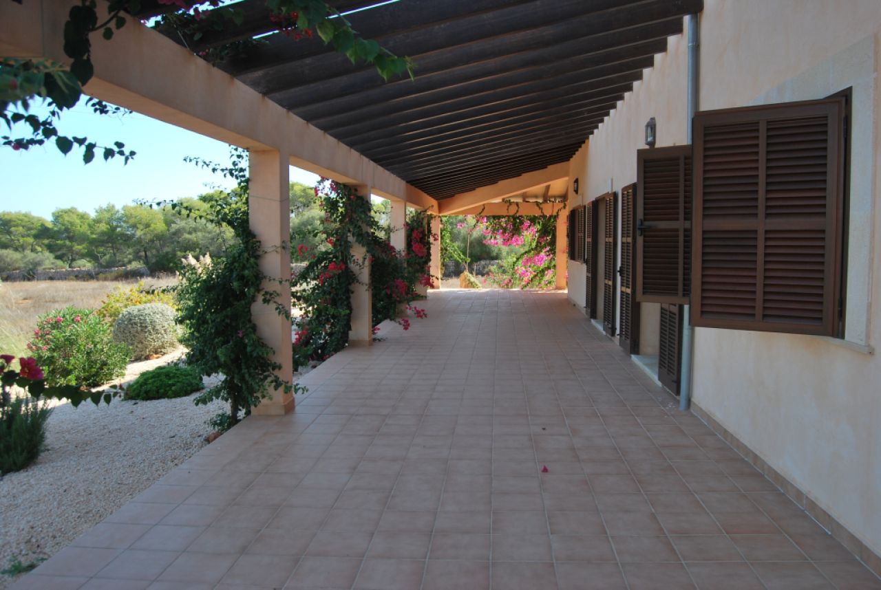 Elegant and large finca near S Amarrador - Santanyi --- F 44 VK