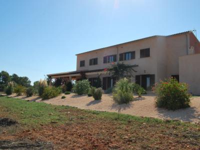 Elegant and large finca near S Amarrador - Santanyi --- F 44 VK