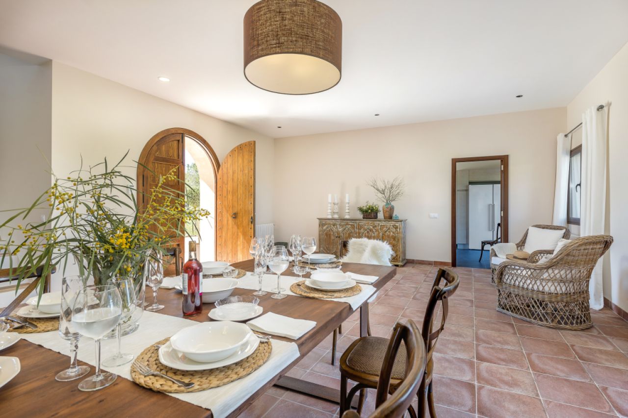 Elegant and large finca near S Amarrador - Santanyi --- F 44 VK