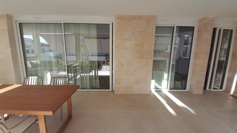 Elegantes Apartment mit grosser Terrasse und Teilmeerblick in Colonia St Jordi -- AP 153