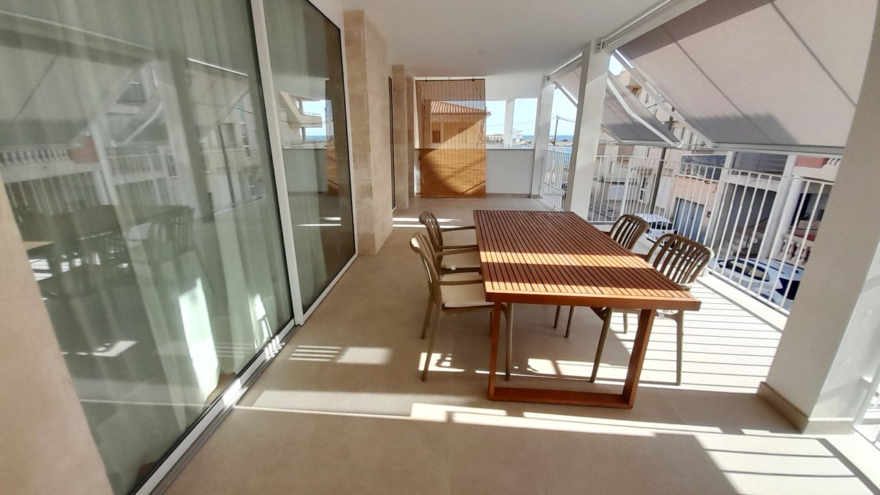 Elegantes Apartment mit grosser Terrasse und Teilmeerblick in Colonia St Jordi -- AP 153