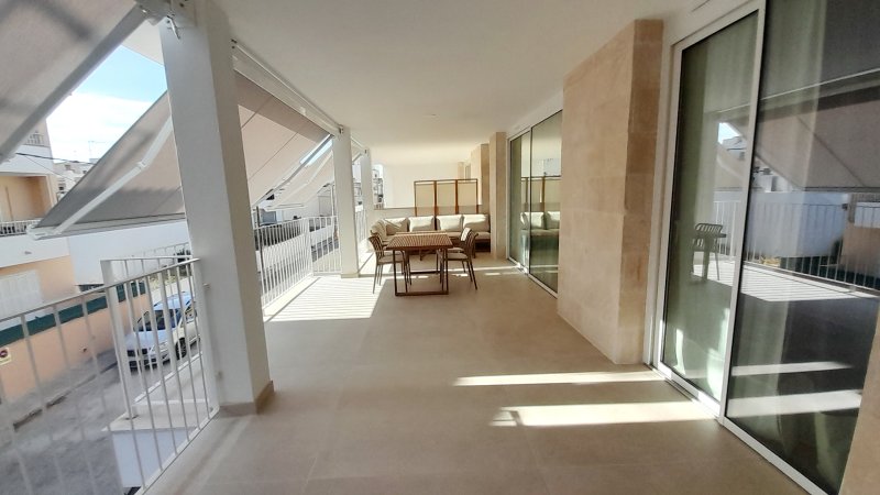 Elegantes Apartment mit grosser Terrasse und Teilmeerblick in Colonia St Jordi -- AP 153