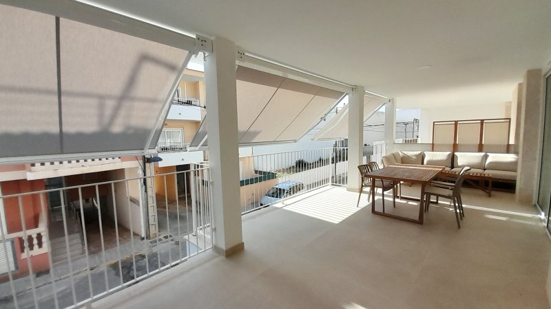 Elegantes Apartment mit grosser Terrasse und Teilmeerblick in Colonia St Jordi -- AP 153