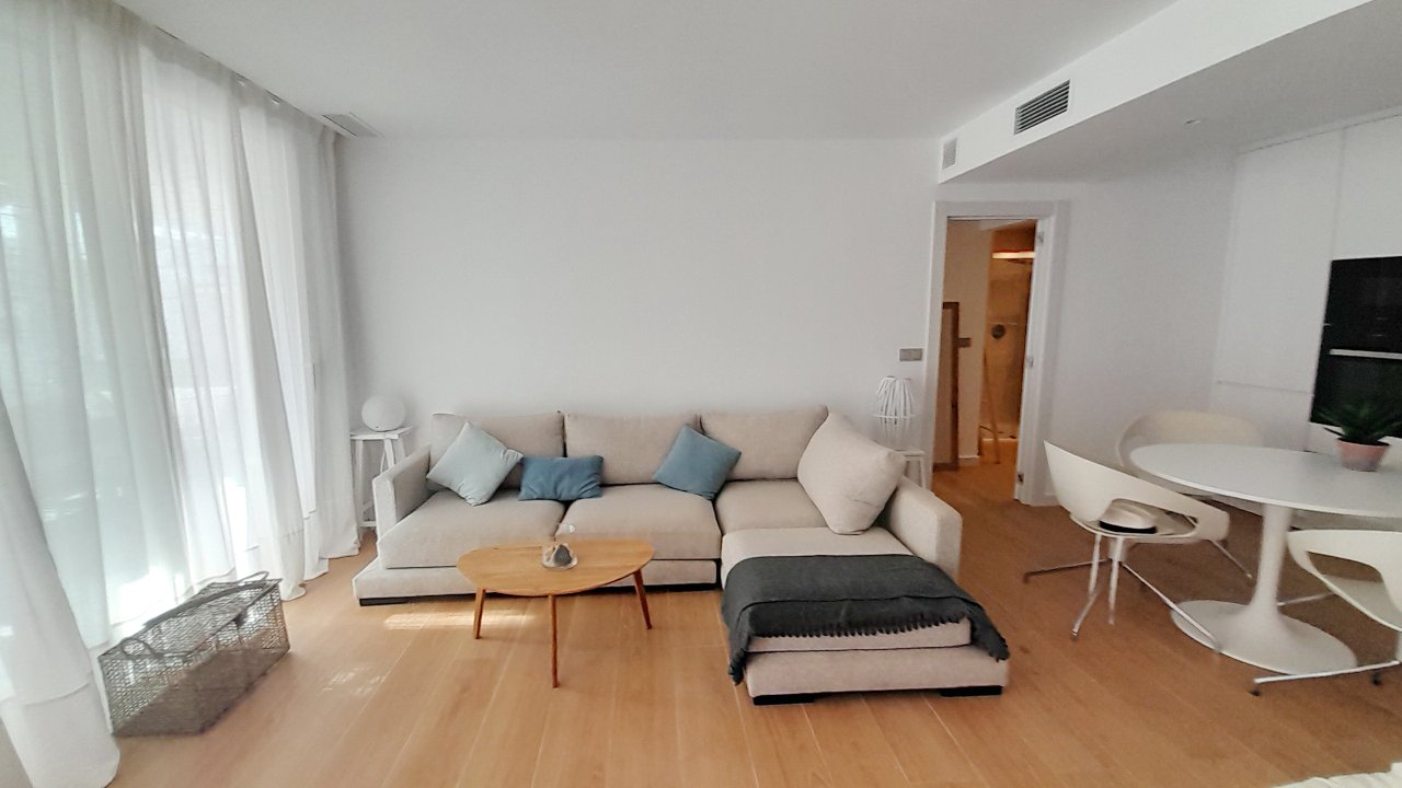 Elegantes Apartment mit grosser Terrasse und Teilmeerblick in Colonia St Jordi -- AP 153