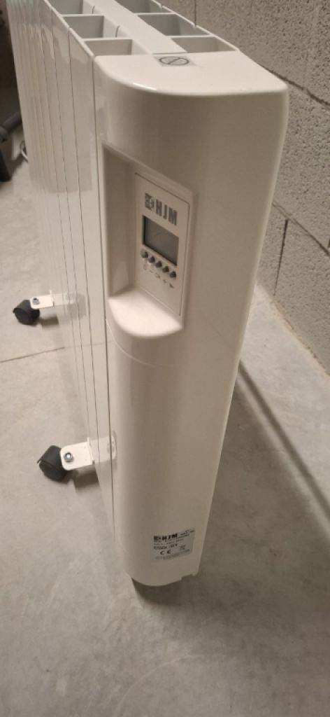 Electric Heater HJM 1500W – with Display & Wheels – top condition