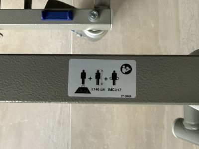 Elektrisches Pflegebett / Krankenbett  neuwertig  unbenutzt/