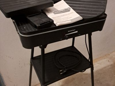 Elektro Tisch-und Standgrill SilverCrest NEU!