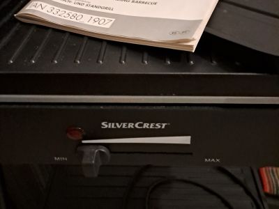 Elektro Tisch-und Standgrill SilverCrest NEU!