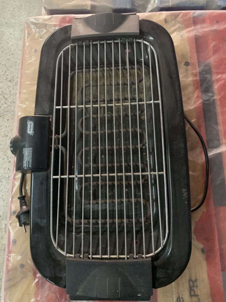 Electric grill