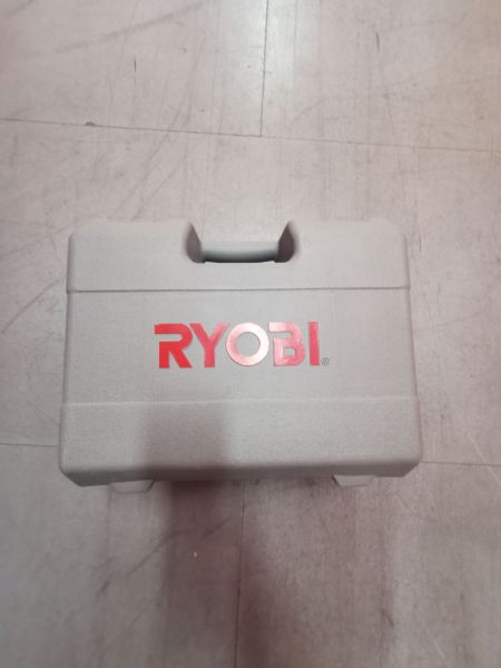 Cepilladora eléctrica, muy poco utilizada.