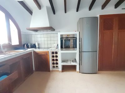 Finca de 2 plantas extremadamente grande con piscina y calefacción central de gasóleo en las afueras de Cas Concos -- F 162
