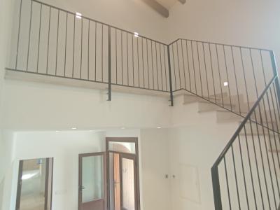 Finca de nueva construcción enormemente grande con calefacción por suelo radiante de aerotermia y vi