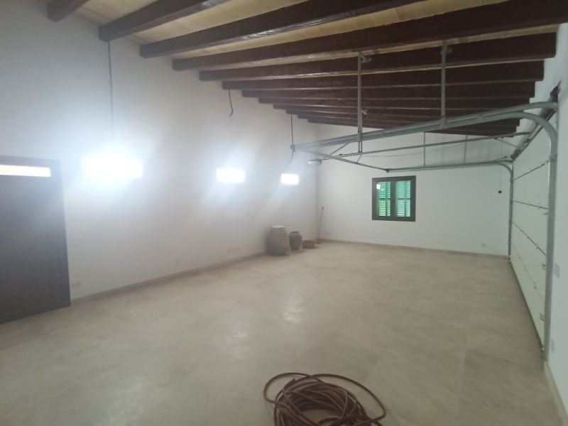 Finca de nueva construcción enormemente grande con calefacción por suelo radiante de aerotermia y vi