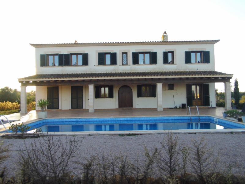 Enorm grosse und sanierte Finca mit allen Extras bei Es Llombards y Santanyi -- F 127 VK