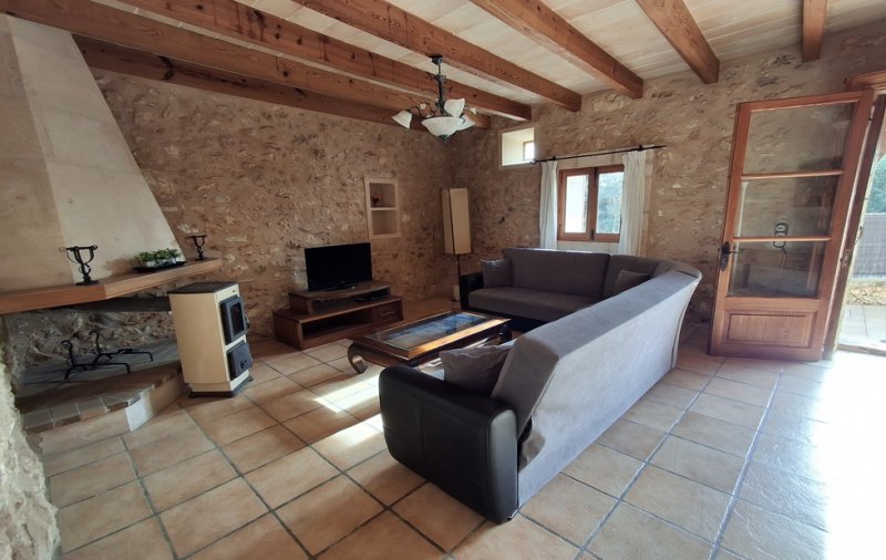 Enorm grosses Dorfhaus mit Pool und Innenhof bei Campos in einer Dorfsiedlung-DH 24