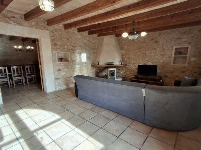 Enorm grosses Dorfhaus mit Pool und Innenhof bei Campos in einer Dorfsiedlung-DH 24