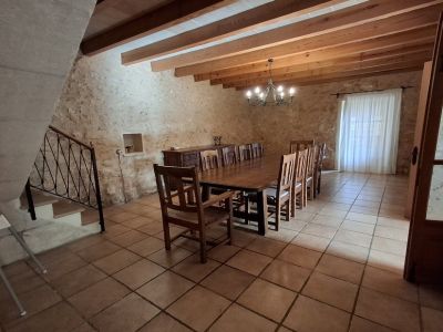 Enorm grosses Dorfhaus mit Pool und Innenhof bei Campos in einer Dorfsiedlung-DH 24