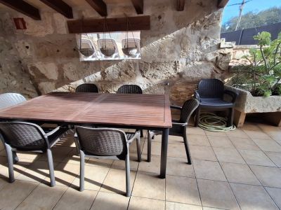 Enorm grosses Dorfhaus mit Pool und Innenhof bei Campos in einer Dorfsiedlung-DH 24