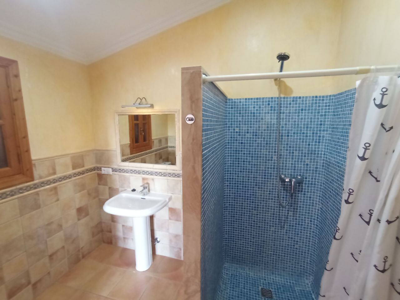 Enorme finca parcialmente amueblada con calefacción por gasóleo, piscina y vistas al mar cerca de Porto Colom — F 181