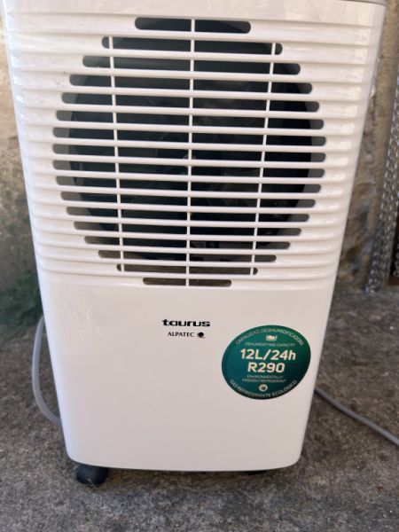 Dehumidifier lightly used