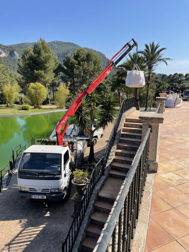 Vaciados, desmontes y derribos. Leerung, Räumung und Abbruch.