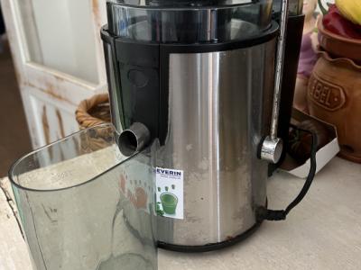Severin juicer