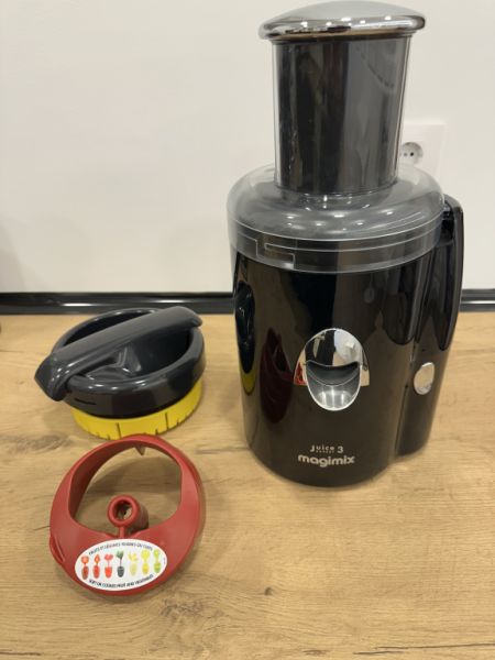 Entsafter von MAGIMIX juice 3 neuwertig