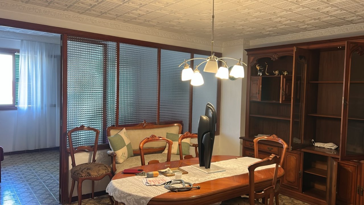 Erdgeschosswohnung von 160 m² im Originalzustand mit Patio und Hinterhof in Manacor