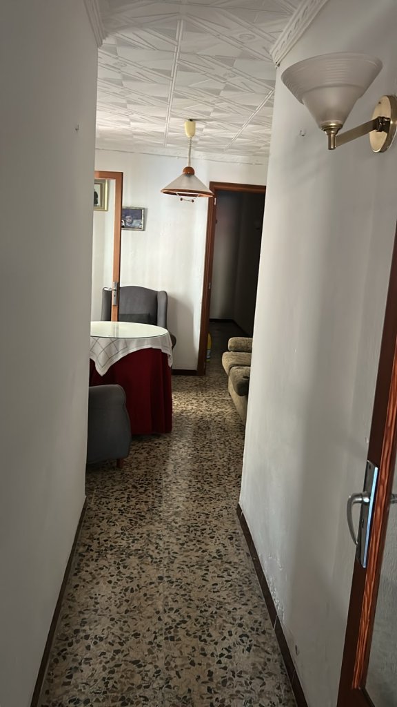 Erdgeschosswohnung von 160 m² im Originalzustand mit Patio und Hinterhof in Manacor