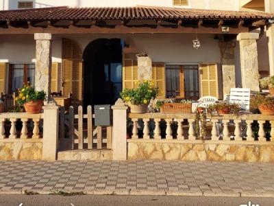 Es Trenc - Haus mit Genehmigung für 3 Stockwerke- erste Linie-