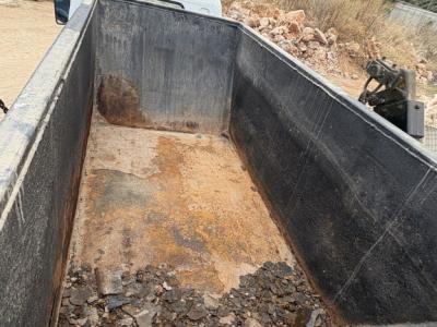 1.5 and 3 m3 containers are rented