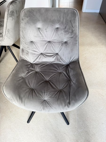 Extendable ceramic dining table + 8 velvet swivel chairs
