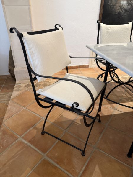 Dining table with 6 chairs for sale