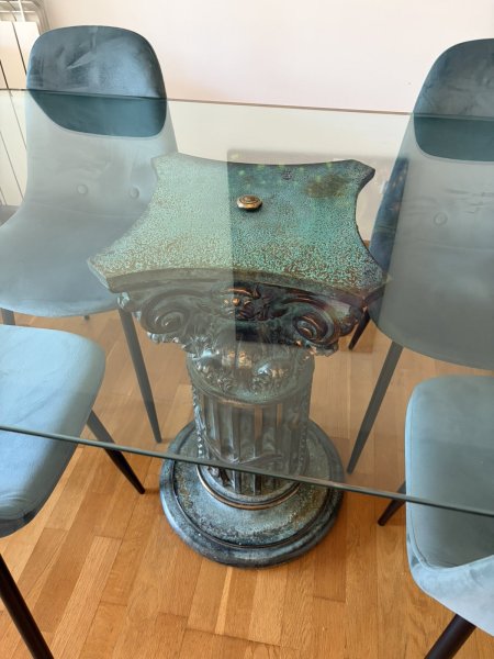 Mesa de comedor con tablero de cristal (+ 4 sillas opcionales)