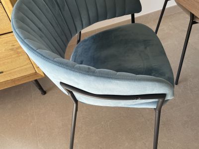 Esstisch und 6 Stühle