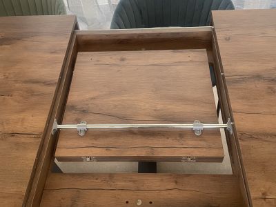 Esstisch und 6 Stühle