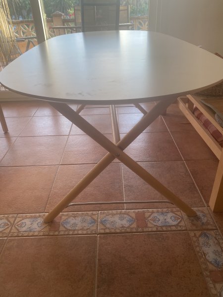 Mesa de comedor, blanca con haya