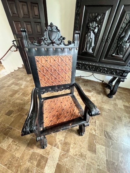Esszimmer für Deine "Burg"