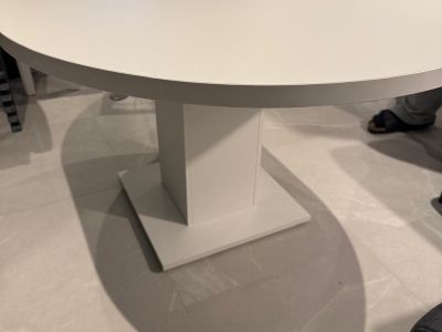 Esszimmer Tisch Weiß neuwertig 104cm X 75cm X 104cm