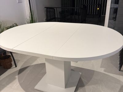 Esszimmer Tisch Weiß neuwertig 104cm X 75cm X 104cm